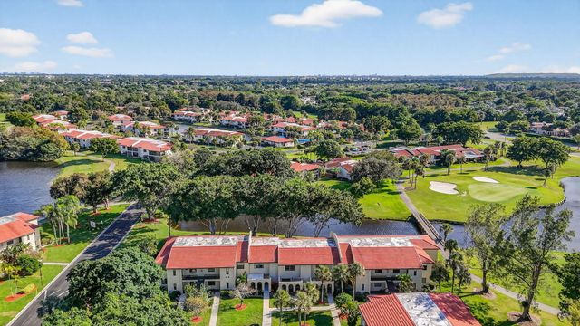 8310 Casa Del Lago B, Boca Raton, FL 33433