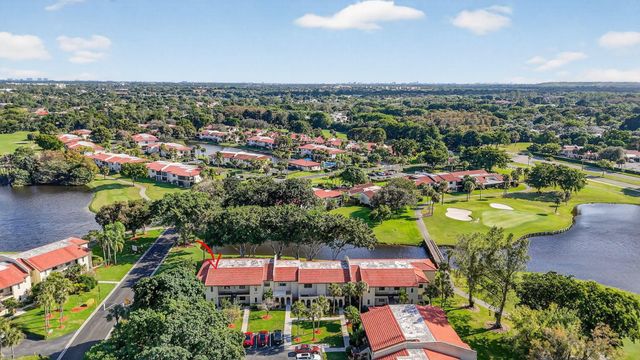 8310 Casa Del Lago B, Boca Raton, FL 33433
