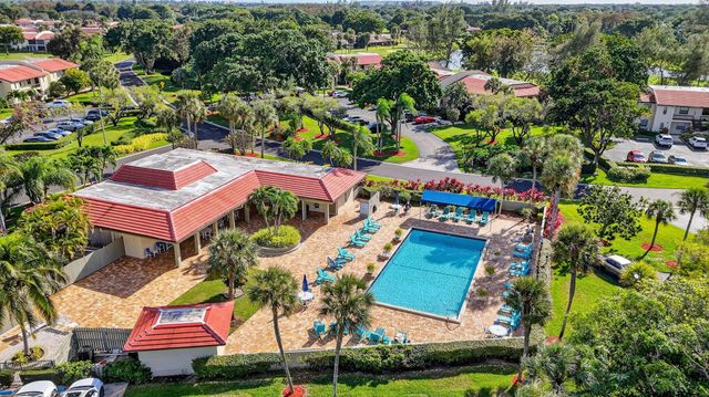 8310 Casa Del Lago B, Boca Raton, FL 33433