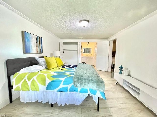 5385 Treetops DR I, Naples, FL 34113