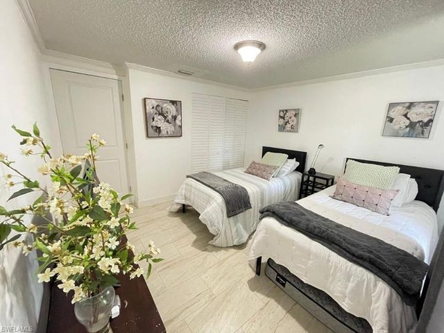 5385 Treetops DR I, Naples, FL 34113