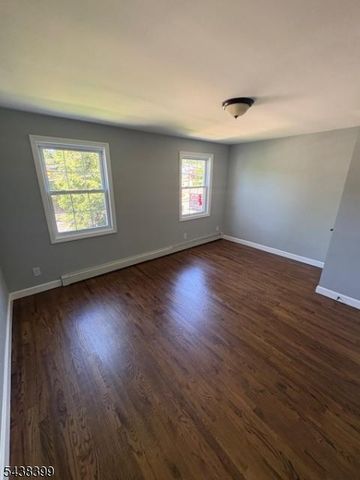 128 Boyden Ave 128, Maplewood Twp., NJ 07040
