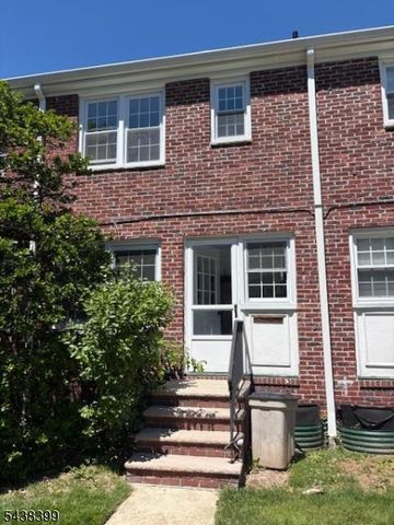 128 Boyden Ave 128, Maplewood Twp., NJ 07040