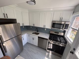 128 Boyden Ave 128, Maplewood Twp., NJ 07040