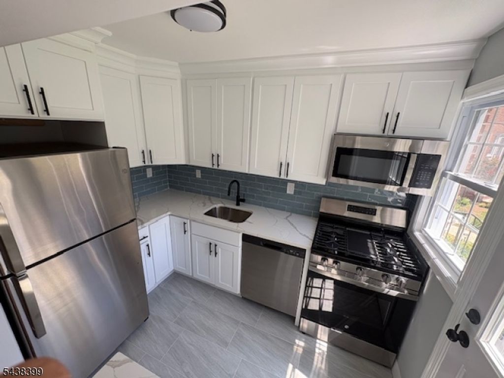 128 Boyden Ave 128, Maplewood Twp., NJ 07040