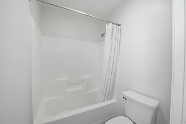 24798 Oakhurst Court, Murrieta, CA 92563
