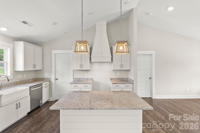 725 Alf Hoover Road, Lincolnton, NC 28092