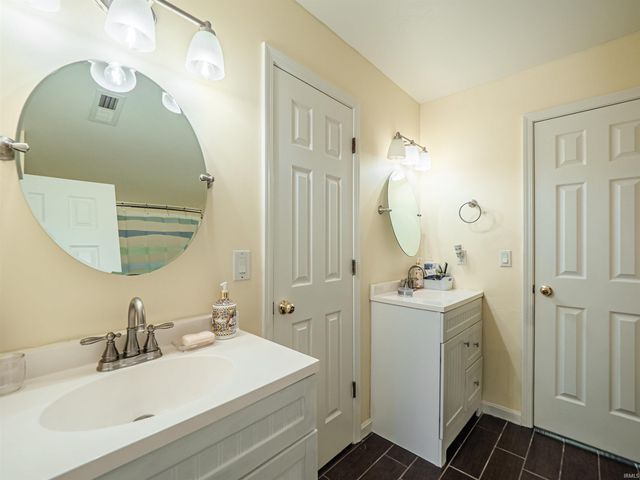3466 Pine Ridge Drive, Newburgh, IN 47630