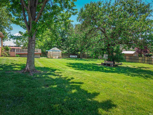 3466 Pine Ridge Drive, Newburgh, IN 47630