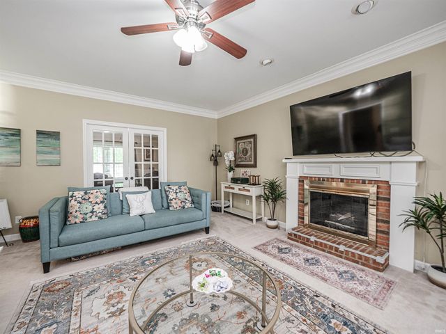 3466 Pine Ridge Drive, Newburgh, IN 47630