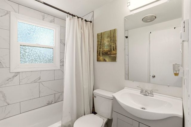 6202 N Astor St, Spokane, WA 99207