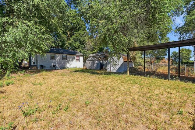 6202 N Astor St, Spokane, WA 99207