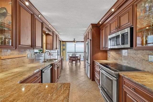 1600 GULF BOULEVARD 911, Clearwater Beach, FL 33767