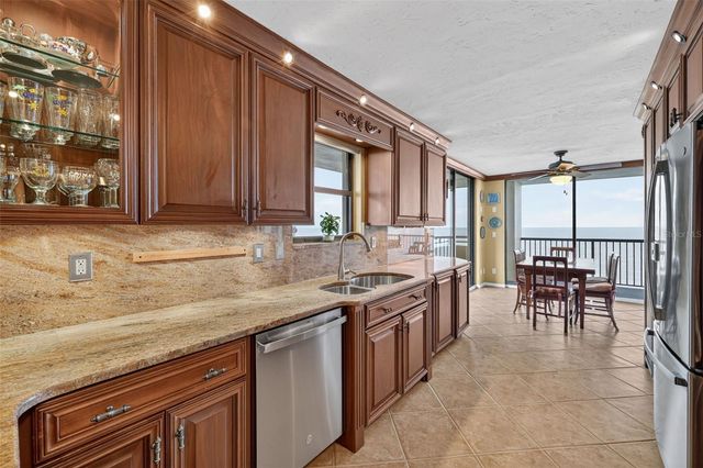 1600 GULF BOULEVARD 911, Clearwater Beach, FL 33767
