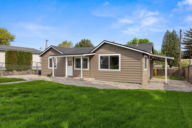 1107 E Columbia Ave, Spokane, WA 99208
