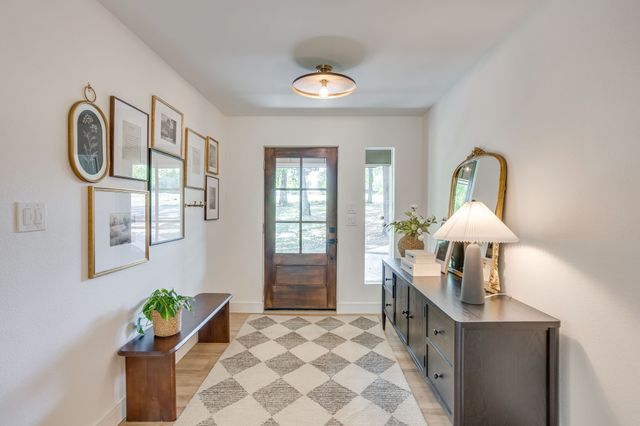 7117 County Road 406, Grandview, TX 76050