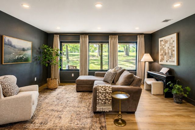 7117 County Road 406, Grandview, TX 76050