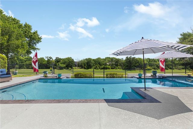 2833 Persimmon Ridge Court, Bryan, TX 77807