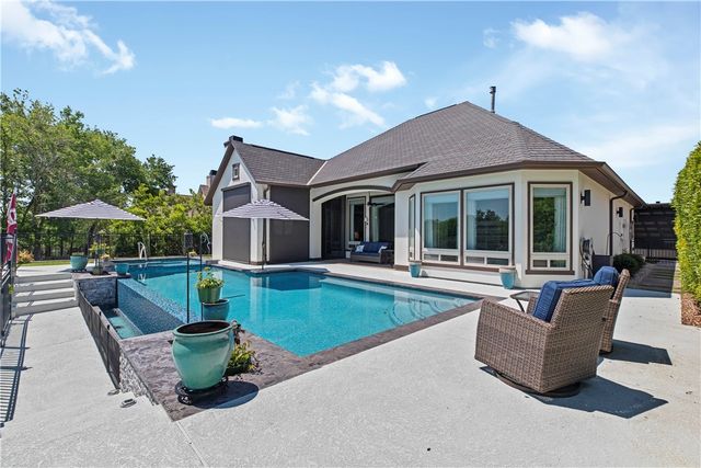 2833 Persimmon Ridge Court, Bryan, TX 77807