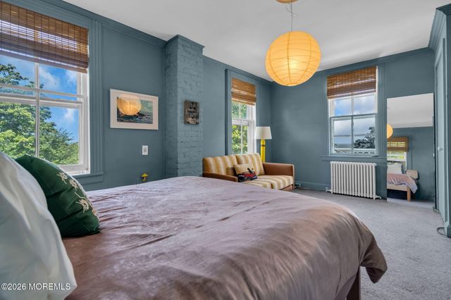 14 Bay Street, Highlands, NJ 07732