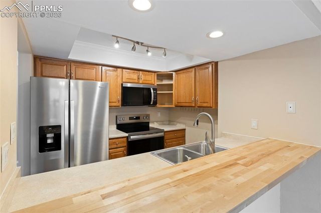 4315 Hunting Meadows Circle 1, Colorado Springs, CO 80916