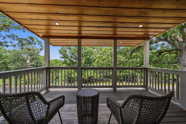 701 Oak Ridge Drive, Sand Springs, OK 74063
