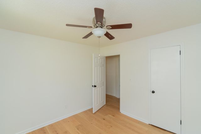 410 Bardwood Lane, Hixson, TN 37343