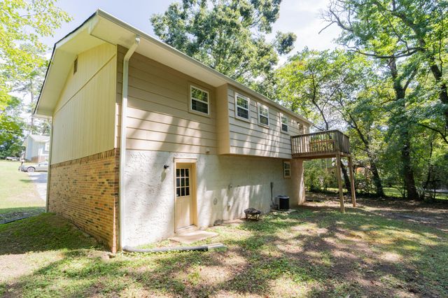 410 Bardwood Lane, Hixson, TN 37343