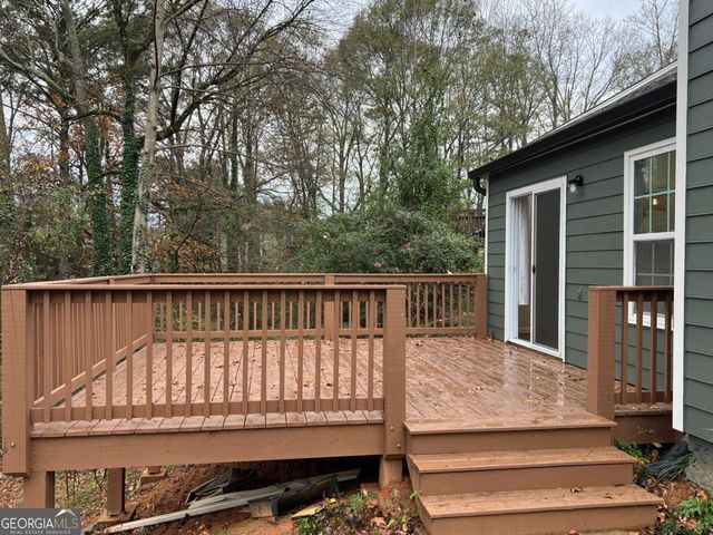 1260 Della Way, Lawrenceville, GA 30043