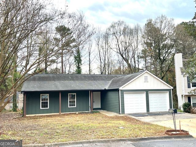 1260 Della Way, Lawrenceville, GA 30043