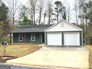 1260 Della Way, Lawrenceville, GA 30043