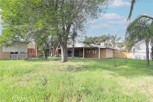 525 E 3rd, Rialto, CA 92376