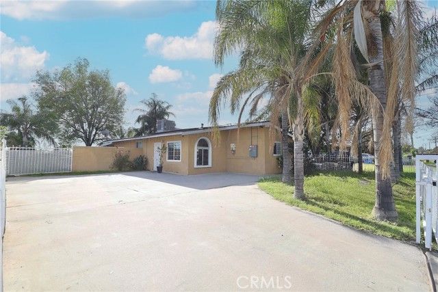 525 E 3rd, Rialto, CA 92376