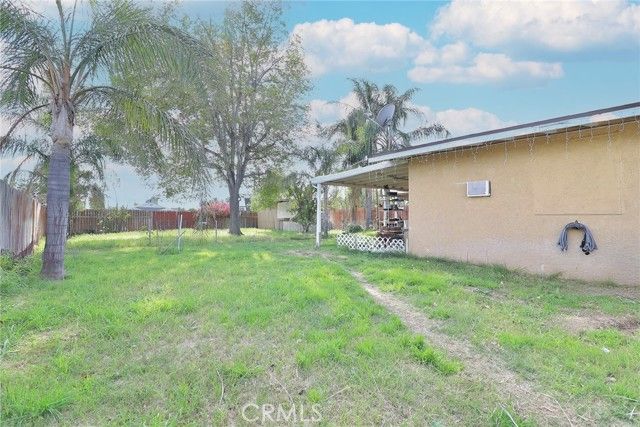 525 E 3rd, Rialto, CA 92376