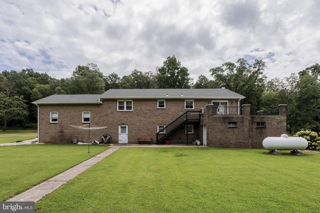585 N RIDGE RD, Reinholds, PA 17569