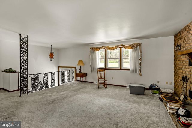 585 N RIDGE RD, Reinholds, PA 17569