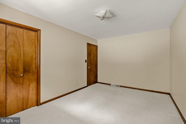 585 N RIDGE RD, Reinholds, PA 17569