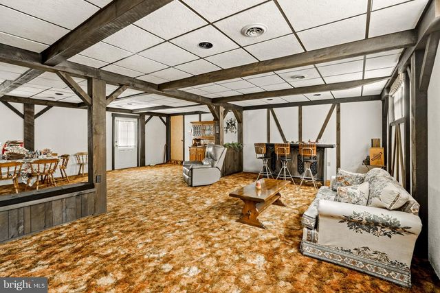 585 N RIDGE RD, Reinholds, PA 17569