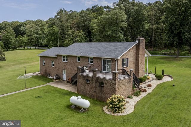 585 N RIDGE RD, Reinholds, PA 17569