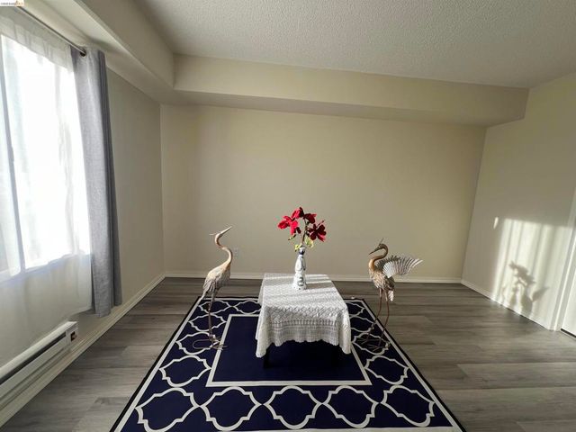 988 Franklin Street 1111, Oakland, CA 94607