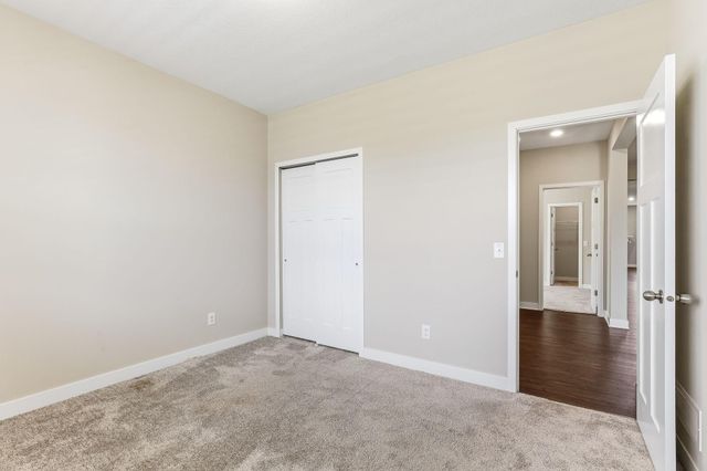 6026 Idsen Avenue S, Cottage Grove, MN 55016