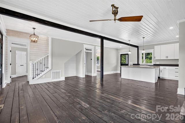 2428 Glade Road, Asheboro, NC 27205