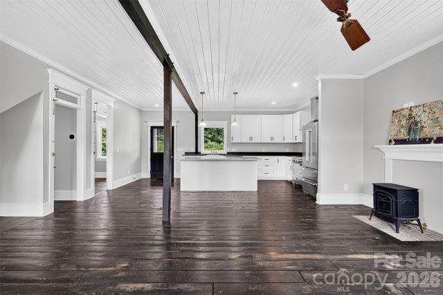 2428 Glade Road, Asheboro, NC 27205