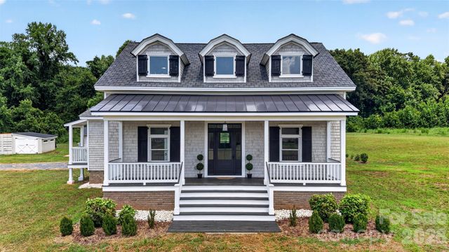 2428 Glade Road, Asheboro, NC 27205
