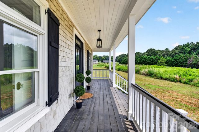 2428 Glade Road, Asheboro, NC 27205