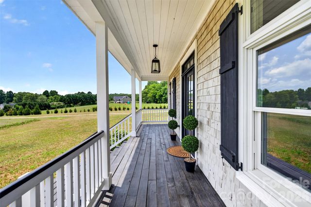 2428 Glade Road, Asheboro, NC 27205