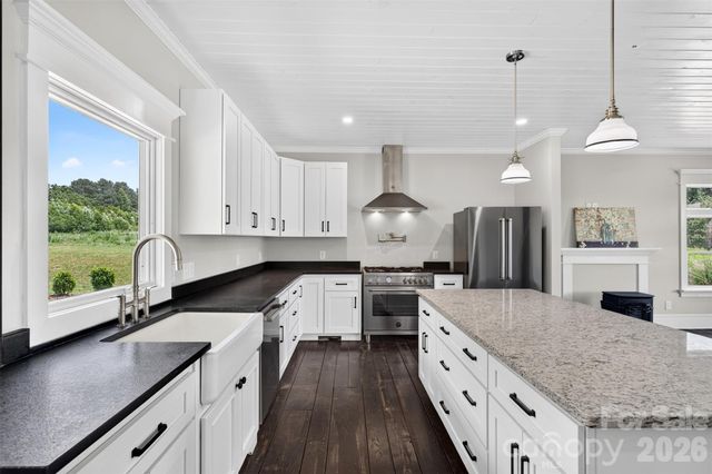 2428 Glade Road, Asheboro, NC 27205