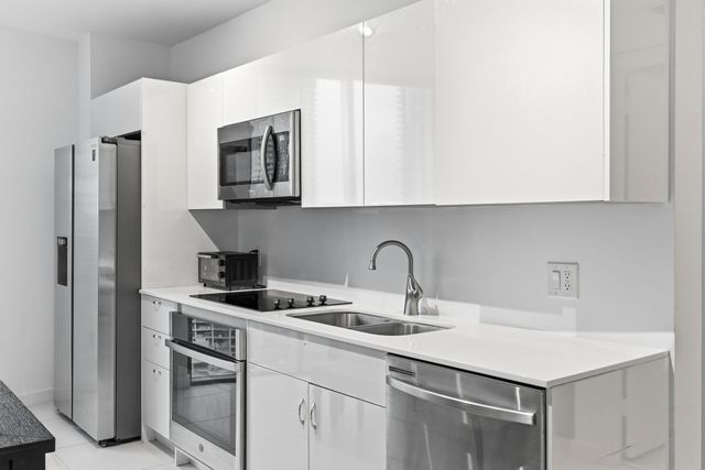 31 SE 6th Street 2601, Miami, FL 33131