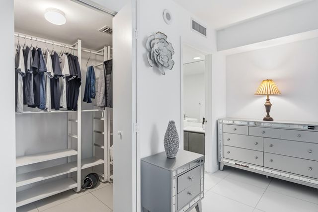 31 SE 6th Street 2601, Miami, FL 33131