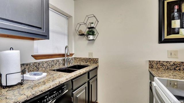 270 Lake Hamilton Dr Apt D6, Hot Springs, AR 71913